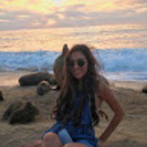 Meet your Posher, Daniela